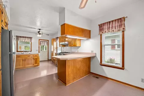 Kitchen - 321 Tiffin Ave, Huron, OH 44839 photo 2 of 6