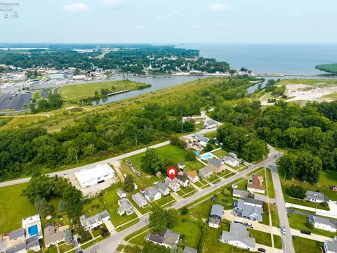 View/Area - 321 Tiffin Ave, Huron, OH 44839 photo 4 of 4