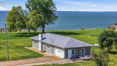 1982 Fulton St, Port Clinton, OH 43452