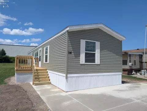 111 Flatrock Rd #16, Bellevue, OH 44811