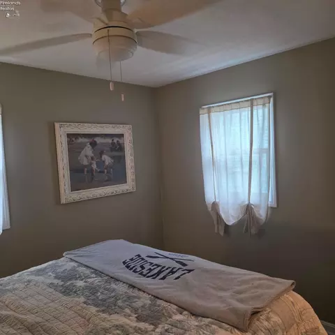 Bedroom - 621 E 5th St, Lakeside, OH 43440 photo 3 of 5