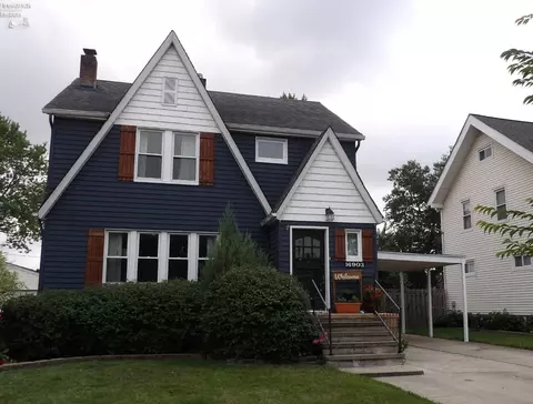 16903 Woodbury Ave, Cleveland, OH 44135