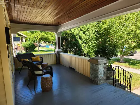 Exterior - 317 Williams St, Huron, OH 44839 photo 9 of 21