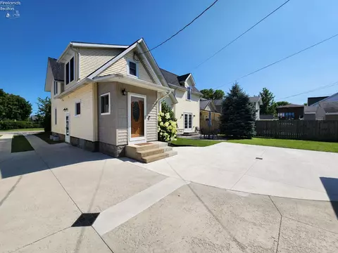 Exterior - 317 Williams St, Huron, OH 44839 photo 18 of 21