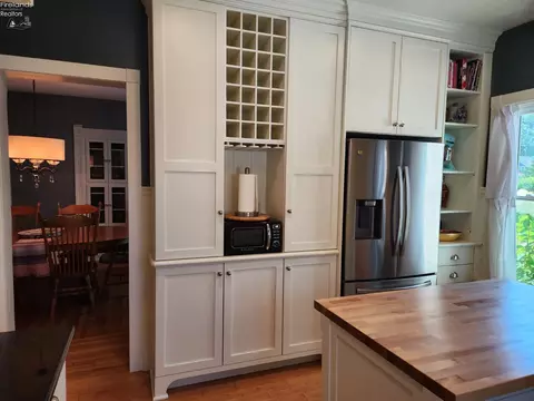 Kitchen - 317 Williams St, Huron, OH 44839 photo 13 of 13