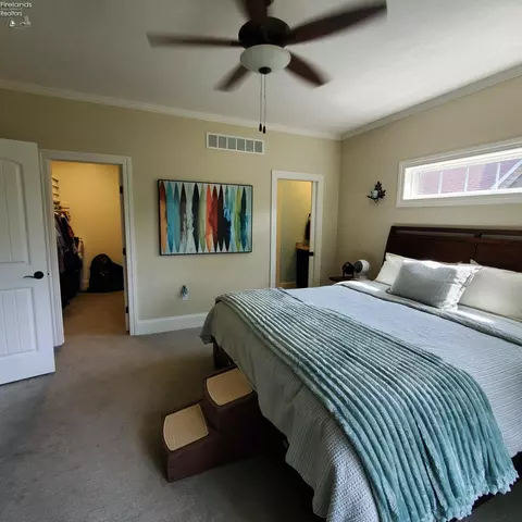 Bedroom - 1129 Sheltered Brook Dr, Huron, OH 44839 photo 2 of 5