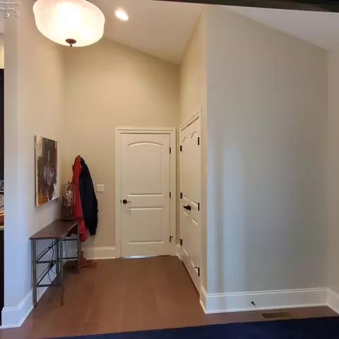 Entry Way - 1129 Sheltered Brook Dr, Huron, OH 44839 photo 4 of 7