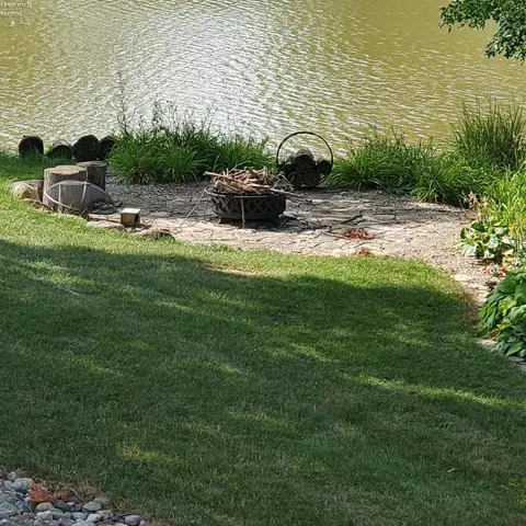 Exterior - 1129 Sheltered Brook Dr, Huron, OH 44839 photo 7 of 11