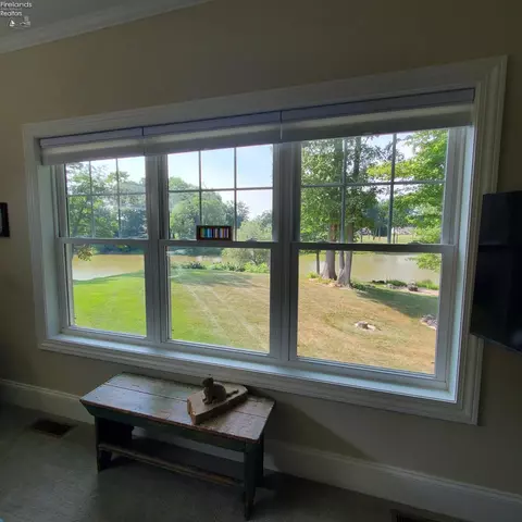 View/Area - 1129 Sheltered Brook Dr, Huron, OH 44839 photo 3 of 3
