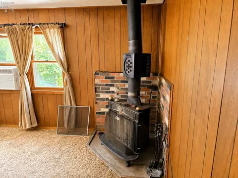 9639 Willow Ln, Huron, OH 44839 photo 3