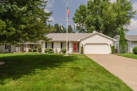 317 Pennsylvania Ave, Sandusky, OH 44870