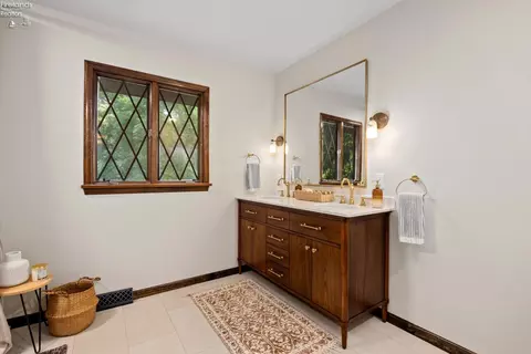 Bath - 3816 James Ave, Huron, OH 44839 photo 4 of 7
