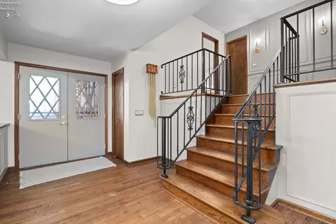 Entry Way - 3816 James Ave, Huron, OH 44839 photo 2 of 2