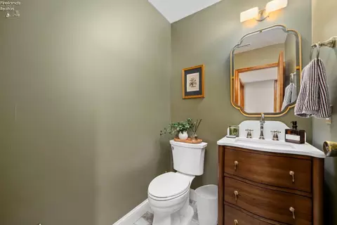 Bath - 3816 James Ave, Huron, OH 44839 photo 7 of 7