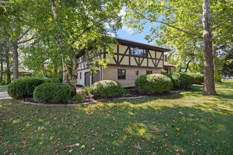 Exterior - 3816 James Ave, Huron, OH 44839 photo 9 of 11