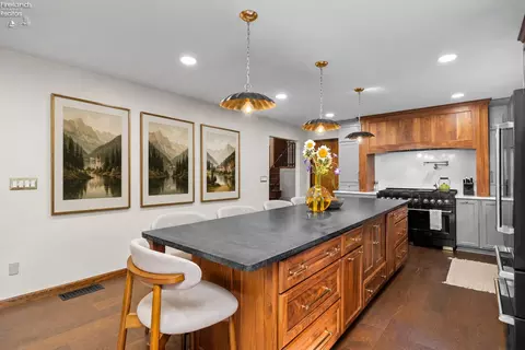 Kitchen - 3816 James Ave, Huron, OH 44839 photo 4 of 9