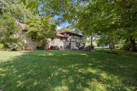 Exterior - 3816 James Ave, Huron, OH 44839 photo 8 of 11