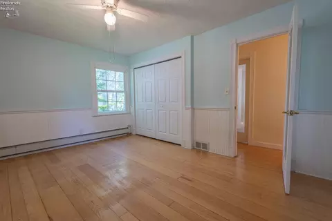Bedroom - 817 Seneca Ave, Huron, OH 44839 photo 2 of 9