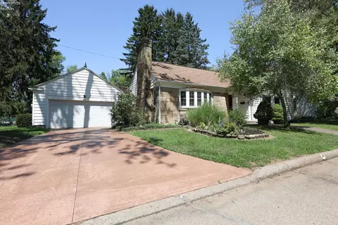 Exterior - 817 Seneca Ave, Huron, OH 44839 photo 8 of 12