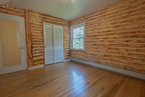Bedroom - 817 Seneca Ave, Huron, OH 44839 photo 6 of 9