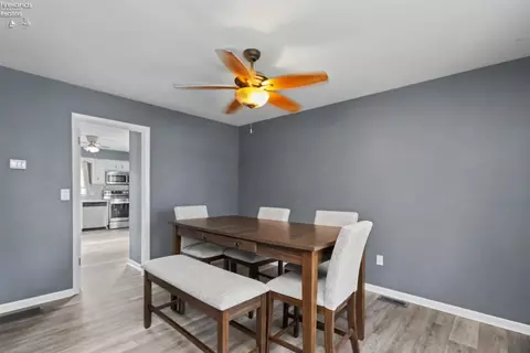 Dining - 570 Butte, Willard, OH 44890 photo 2 of 2