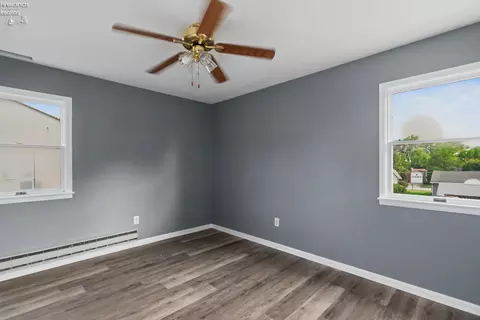 Bedroom - 570 Butte, Willard, OH 44890 photo 2 of 6