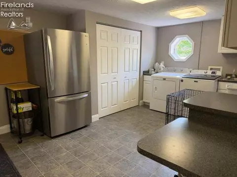 907 Glenview Dr, Huron, OH 44839 photo 21