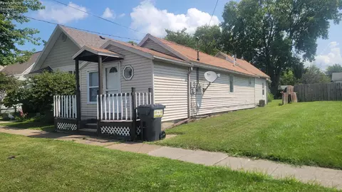 1430 Harrison St, Sandusky, OH 44870