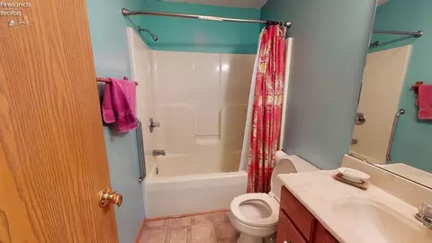 Bath - 12 Ridgewood, Willard, OH 44890 photo 1 of 2