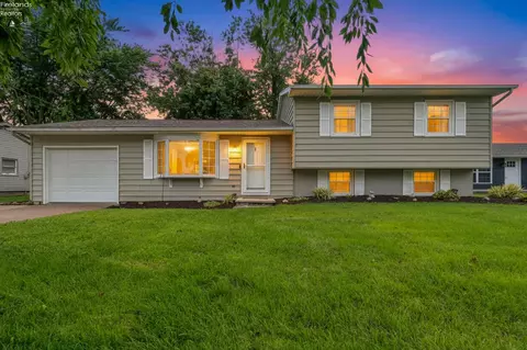 4006 Donair Dr, Sandusky, OH 44870