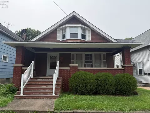 1521 Campbell St, Sandusky, OH 44870