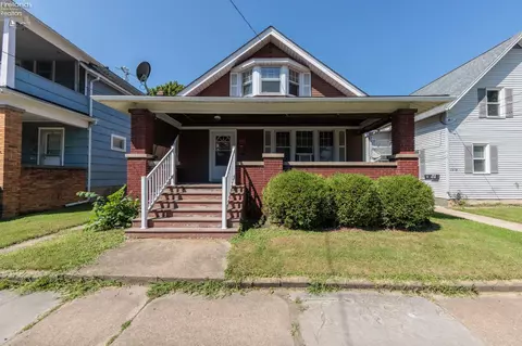 1521 Campbell St, Sandusky, OH 44870