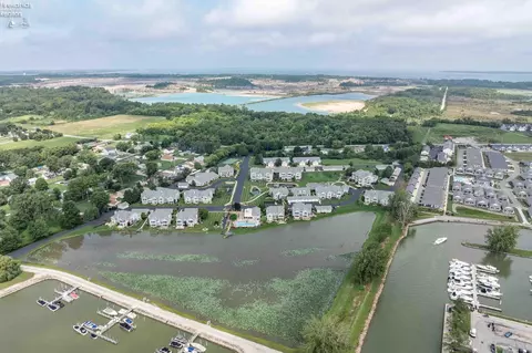 View/Area - 10654 E Bayshore Rd #4, Marblehead, OH 43440 photo 6 of 6