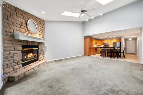 Living - 10654 E Bayshore Rd #4, Marblehead, OH 43440 photo 4 of 5