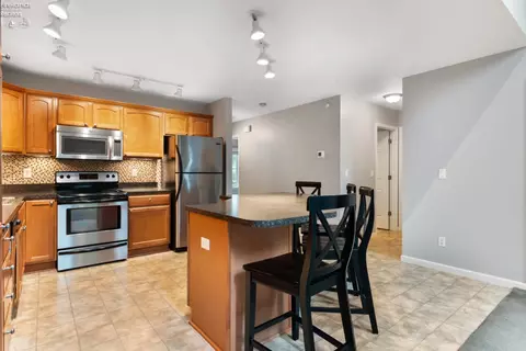 Kitchen - 10654 E Bayshore Rd #4, Marblehead, OH 43440 photo 3 of 3