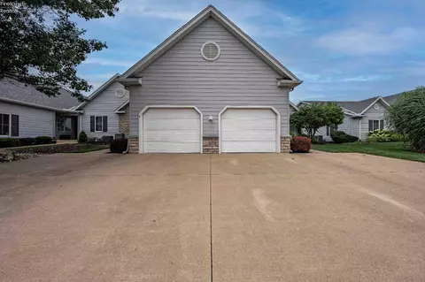 Exterior - 10654 E Bayshore Rd #4, Marblehead, OH 43440 photo 7 of 8
