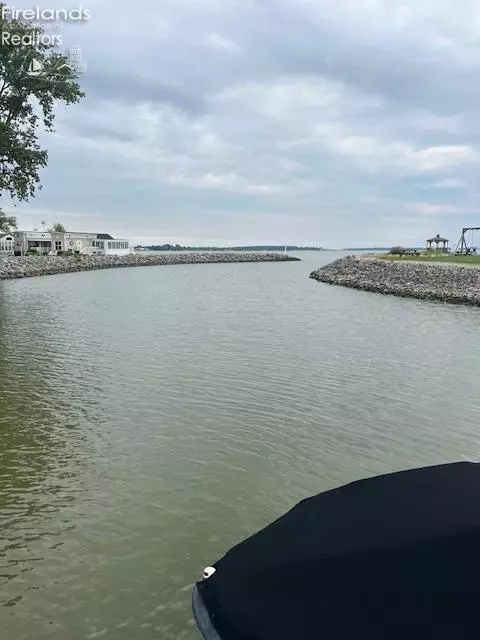 0 S Waterside Ct, Marblehead, OH 43440 photo 5
