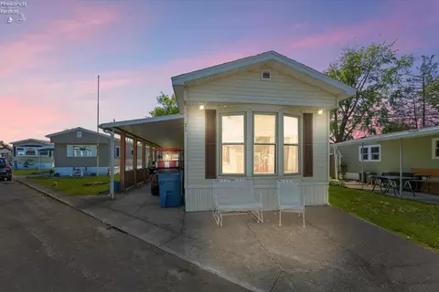 8175 N Shore Blvd #71, Marblehead, OH 43440