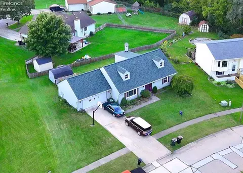 View/Area - 115 Meadowfield Ct, Elyria, OH 44035 photo 4 of 4