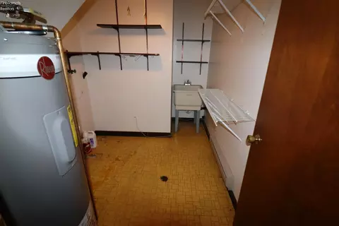 Other - 115 Meadowfield Ct, Elyria, OH 44035 photo 6 of 10