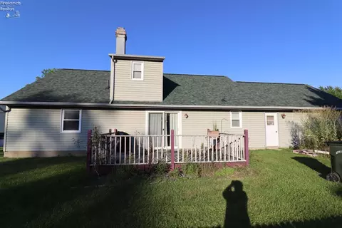Other - 115 Meadowfield Ct, Elyria, OH 44035 photo 2 of 10