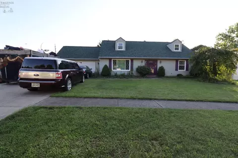 Exterior - 115 Meadowfield Ct, Elyria, OH 44035 photo 1 of 4