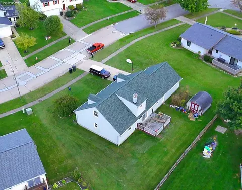 View/Area - 115 Meadowfield Ct, Elyria, OH 44035 photo 2 of 4