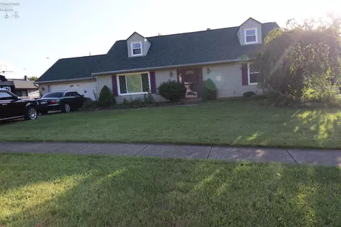 Exterior - 115 Meadowfield Ct, Elyria, OH 44035 photo 3 of 3