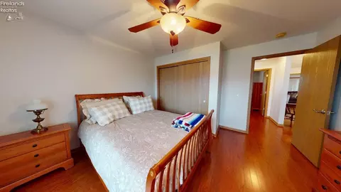 Bedroom - 13 June Dr, Willard, OH 44890 photo 3 of 6