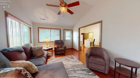 Living - 13 June Dr, Willard, OH 44890 photo 5 of 5