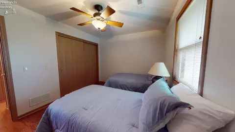 Bedroom - 13 June Dr, Willard, OH 44890 photo 6 of 6