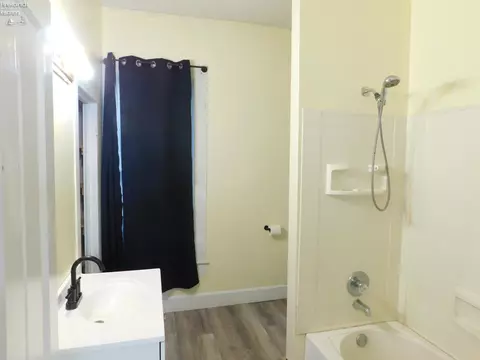 Bath - 44 E Main St, Greenwich, OH 44837 photo 1 of 3