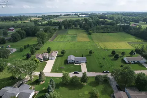 View/Area - 6410 Royce Dr, Marblehead, OH 43440 photo 3 of 7