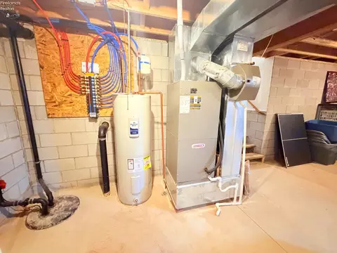 Other - 6410 Royce Dr, Marblehead, OH 43440 photo 3 of 9